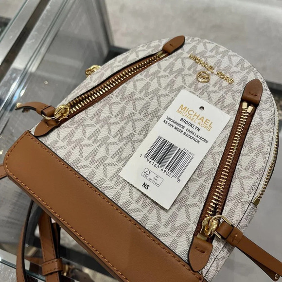 Michael kors Brooklyn Extra-Small Logo Backpack 30R3GBNB0B Vanilla main image 5